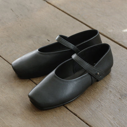 AUTTAA／【受注商品】 Ankle strap pumps