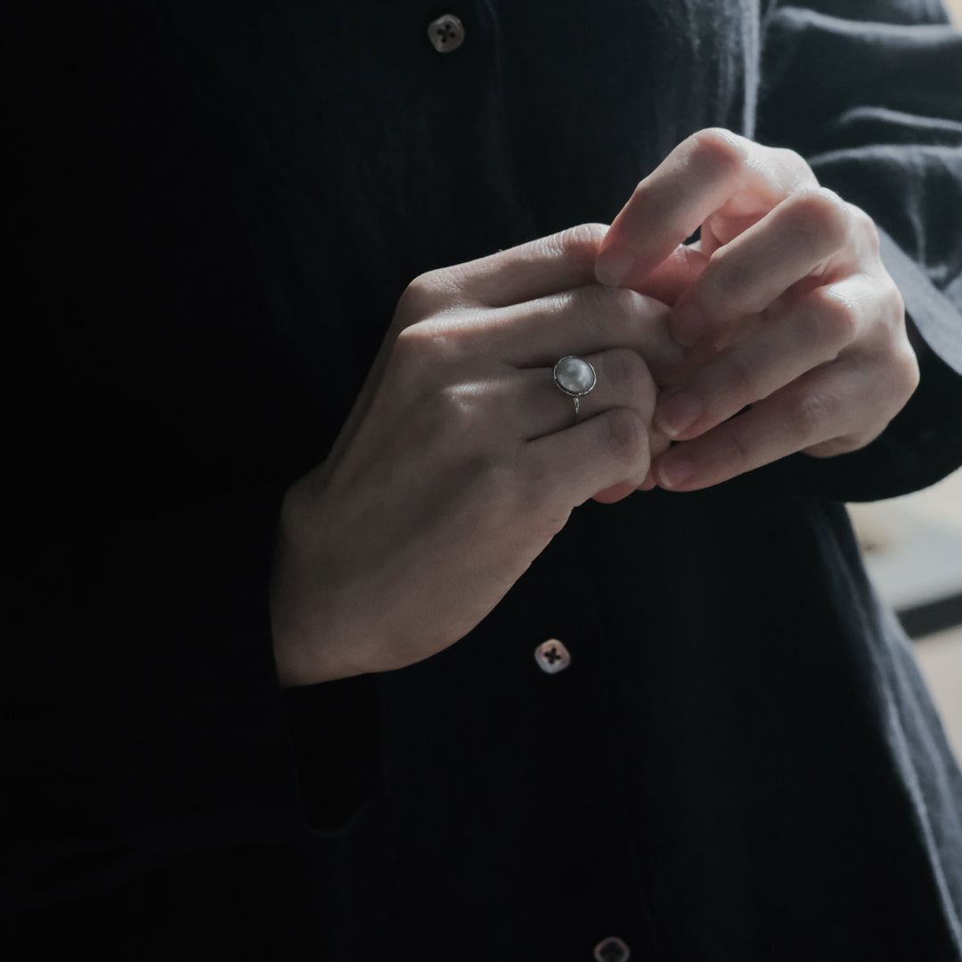 shuo'／Mabe Pearl Ring(プラチナ）