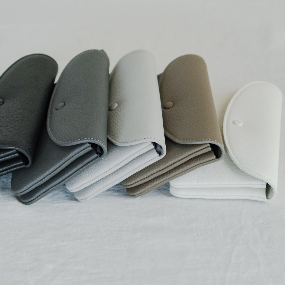 【受注商品】［STUDIO LA CAUSE］内縫いフラップ財布（ L）WA078L EM