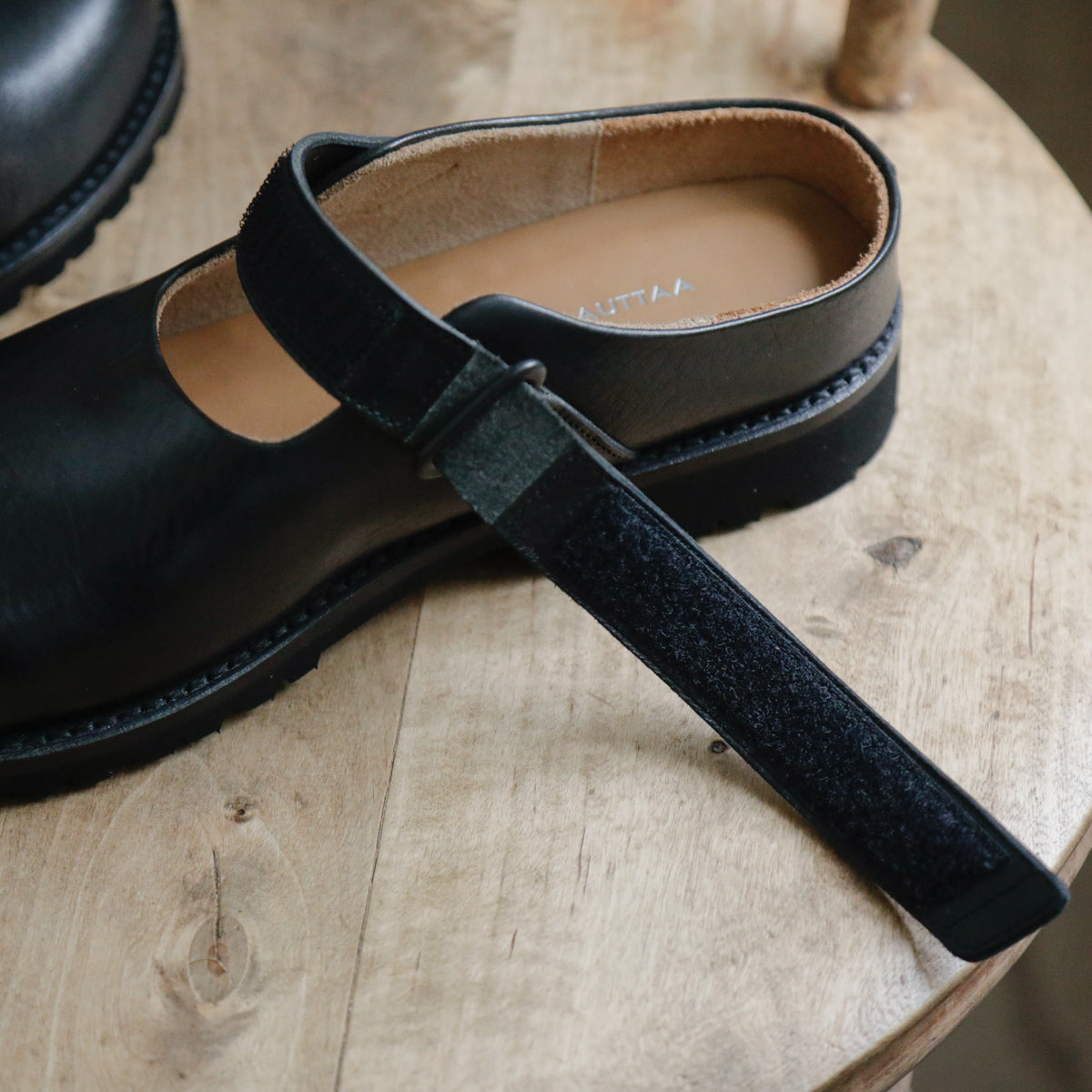 AUTTAA／【受注商品】 Busker's shoes