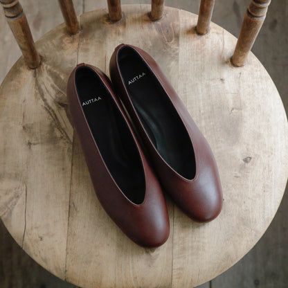 AUTTAA／【受注商品】 Soft low cut pumps