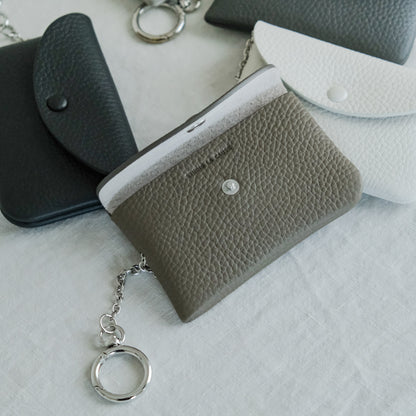 【受注商品】［STUDIO LA CAUSE］内縫いフラップキーケースKEY032 EM