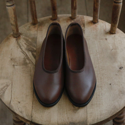 AUTTAA／【受注商品】 Plain pumps Ⅱ