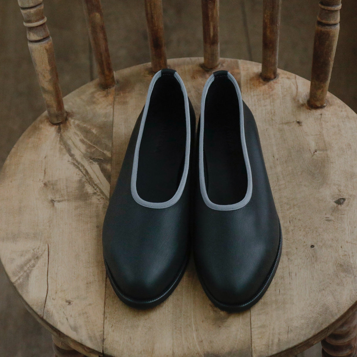 AUTTAA／【受注商品】 Plain pumps Ⅱ