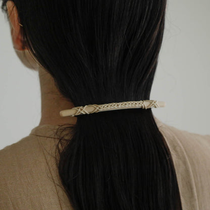 takayokatayama／cross barrette