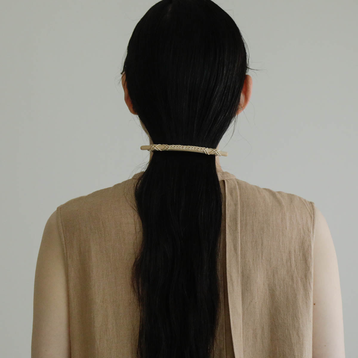 takayokatayama／woven barrette