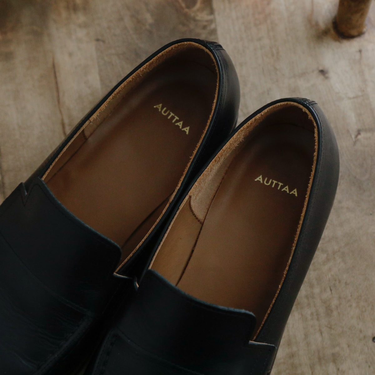 AUTTAA／【受注商品】 Classic Moccasins