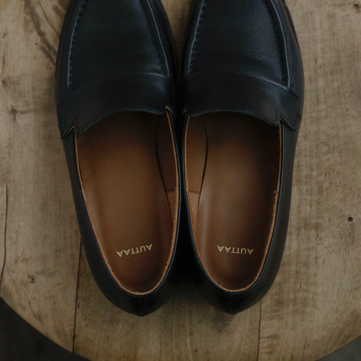 AUTTAA／【受注商品】 Classic Moccasins