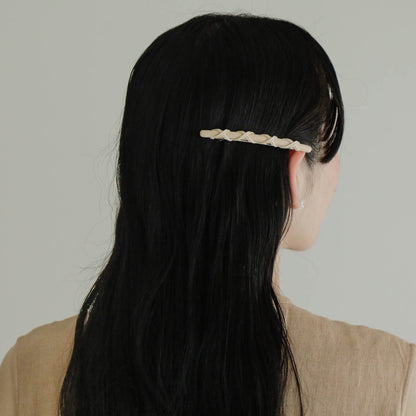 takayokatayama／cross barrette