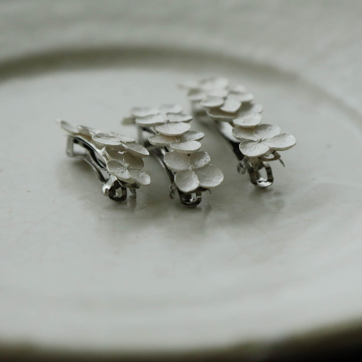 Furuhashi michiko／【受注商品】アナベルのバレッタ