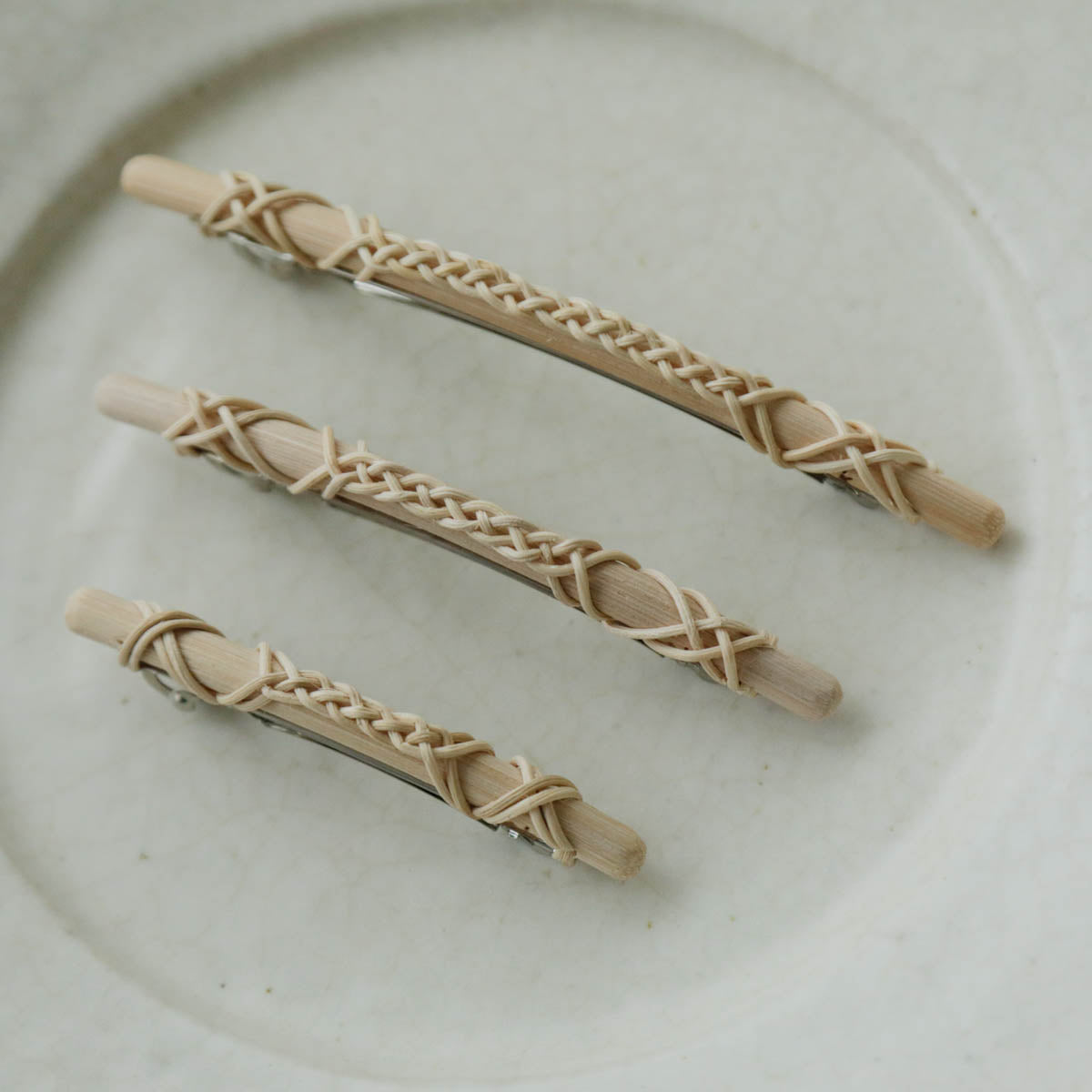 takayokatayama／woven barrette