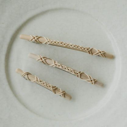 takayokatayama／woven barrette