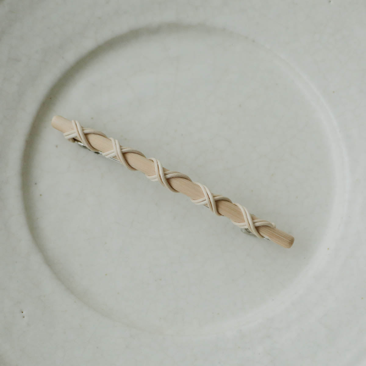 takayokatayama／cross barrette
