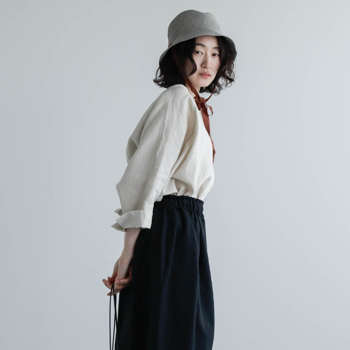 chisaki 麦わら帽子 リボン付き 抜け感あるリボンがチャーミング。表情豊かなブレードハット
