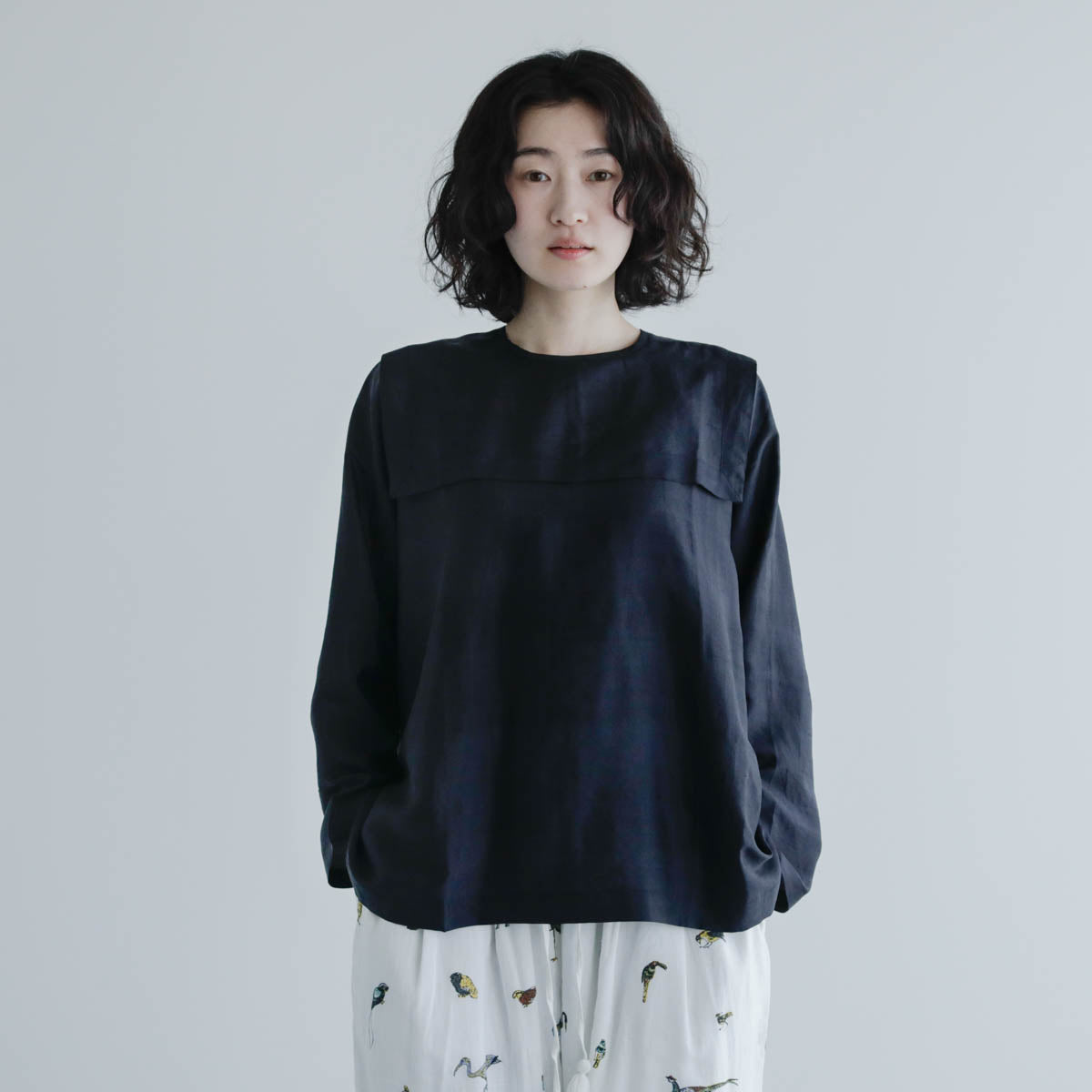 BUNON／Back Button Sailor Blouse（BN4034）