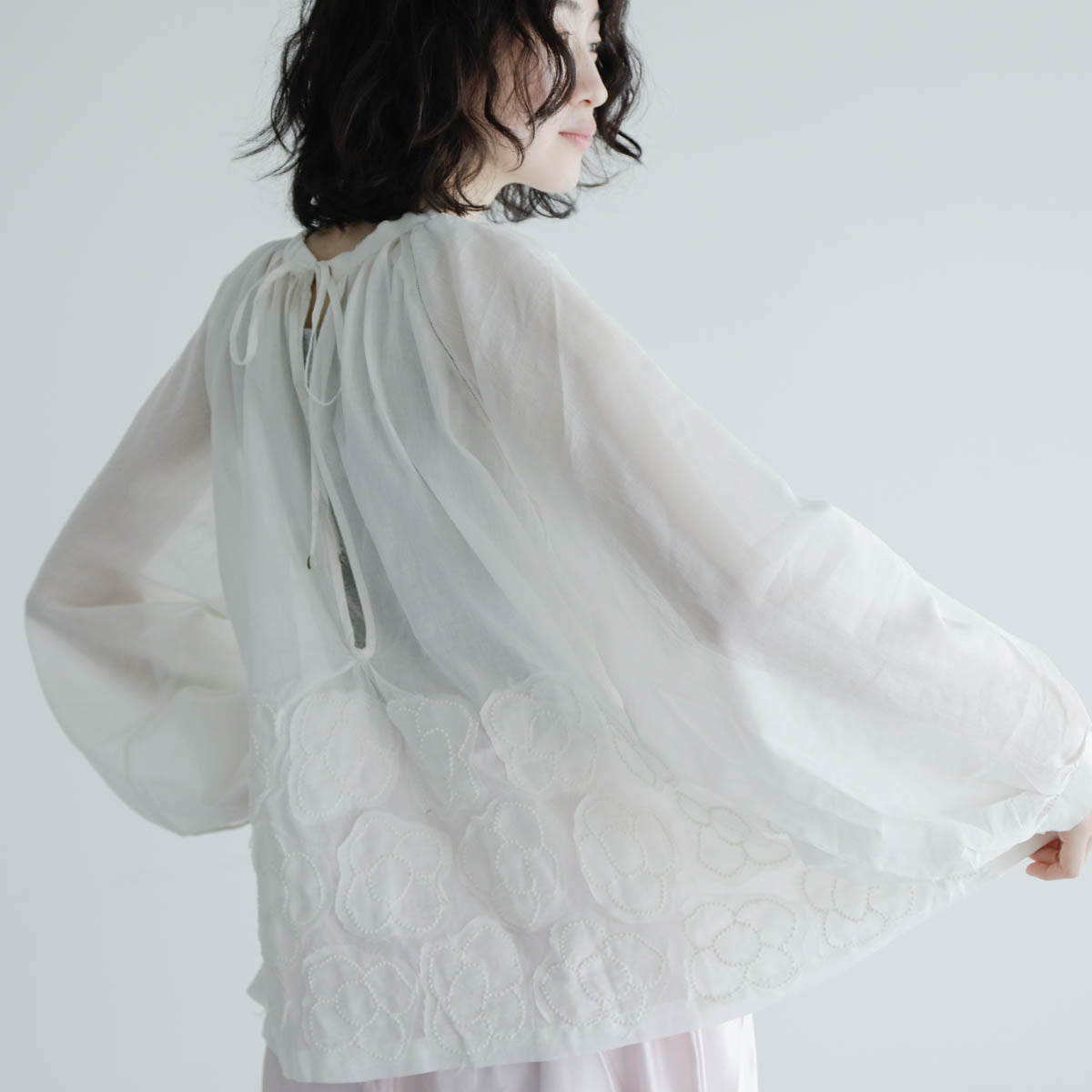 BUNON／Flower Ribbon Blouse（BN2623） – Envelope - エンベロープ