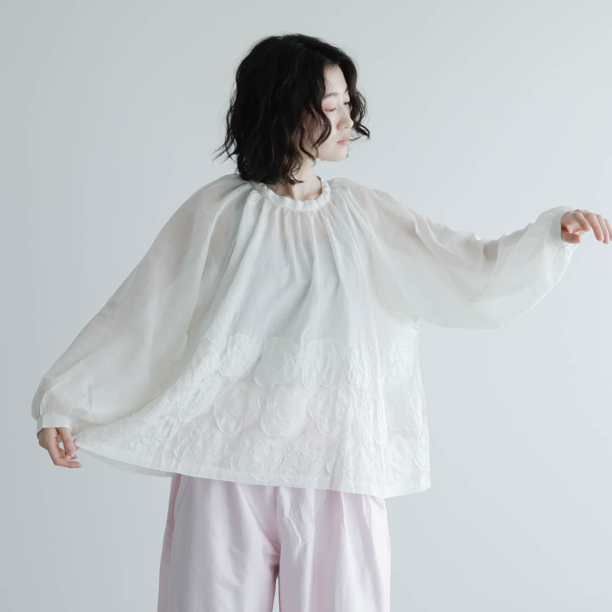 BUNON／Flower Ribbon Blouse（BN2623） – Envelope - エンベロープ