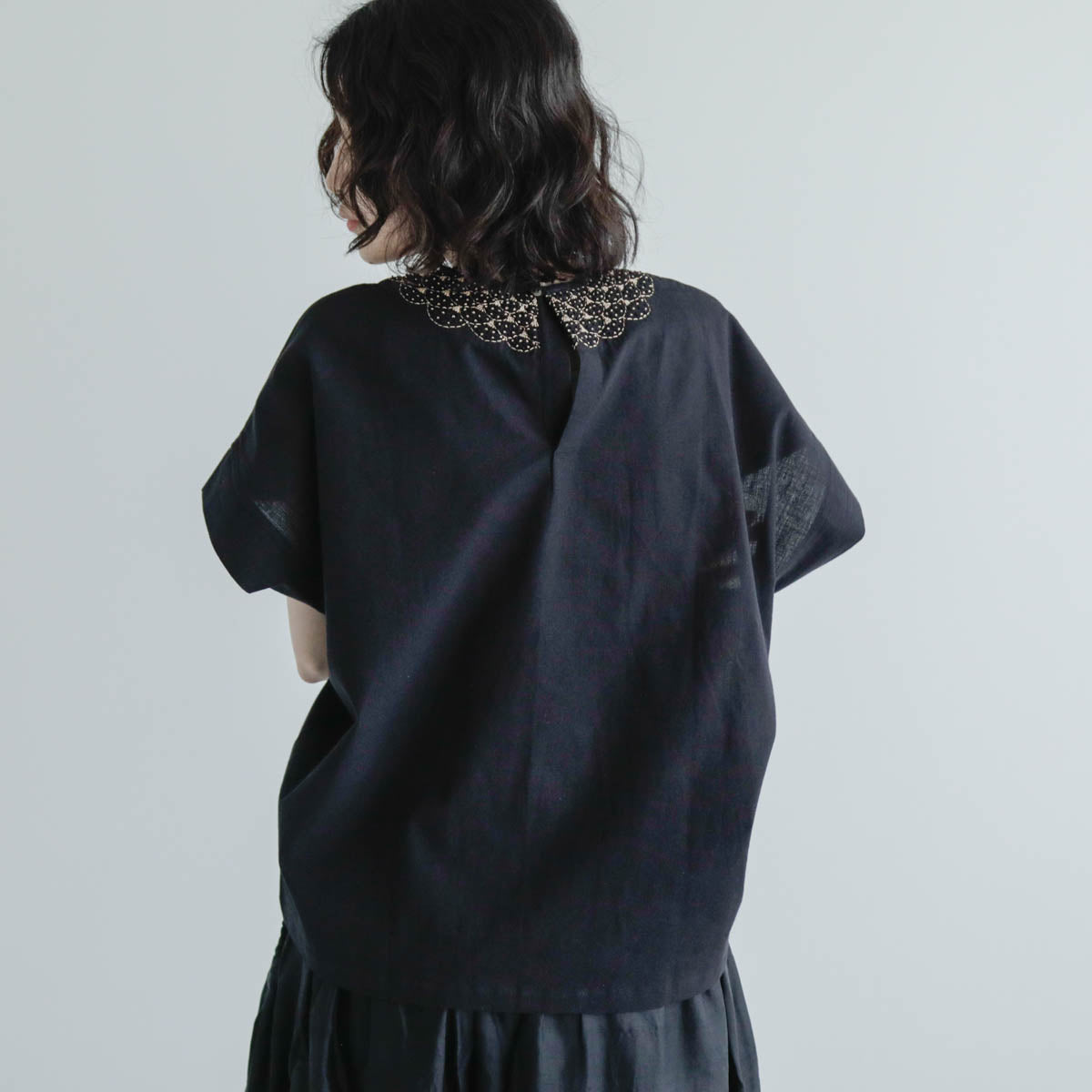BUNON／Embroidery Woven-T（BN2545）