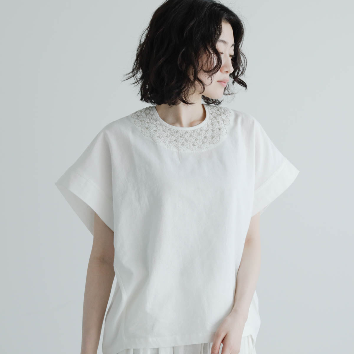 BUNON／Embroidery Woven-T（BN2545）