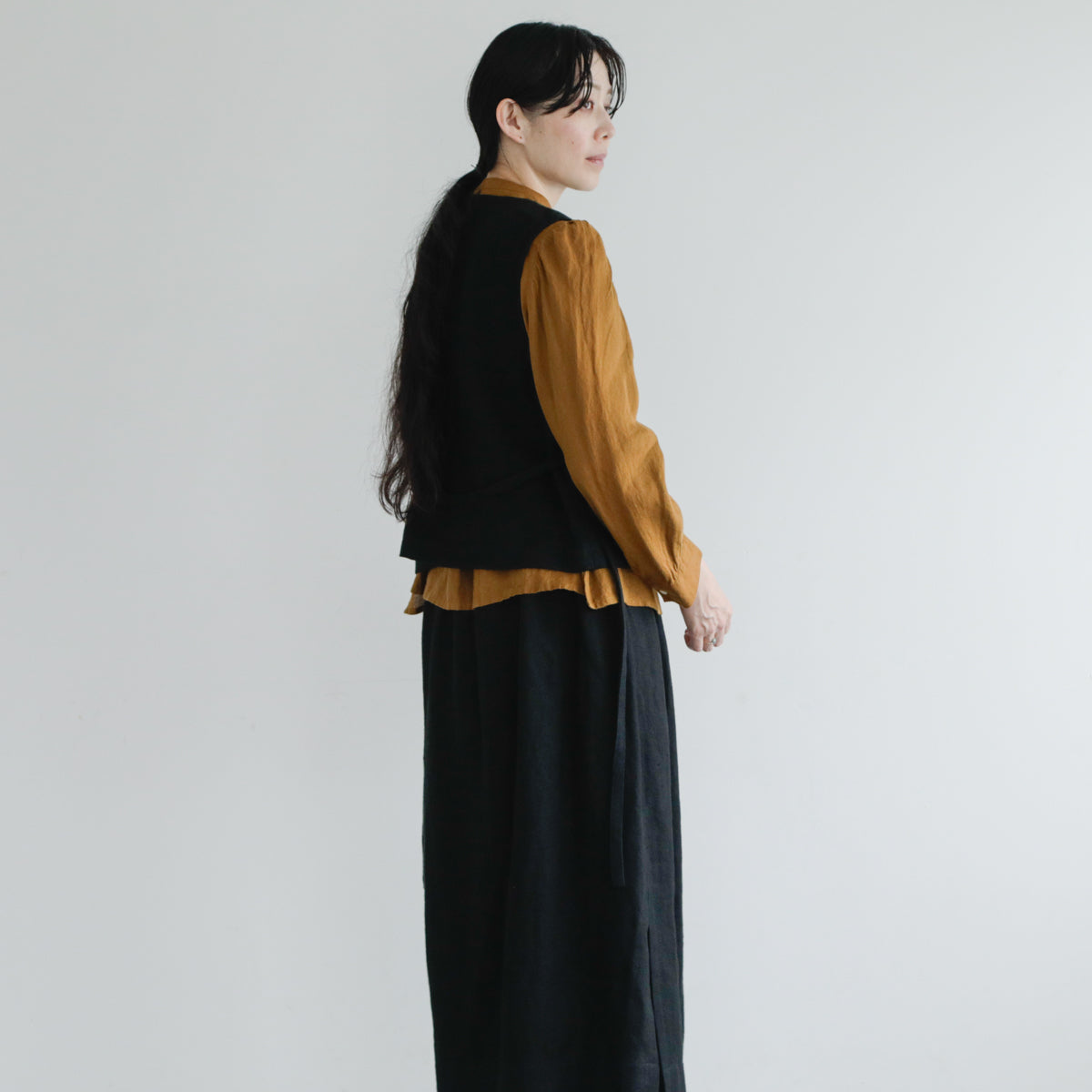 SALUÉ／ハイウエストジレ／ヘリンボーンリネン