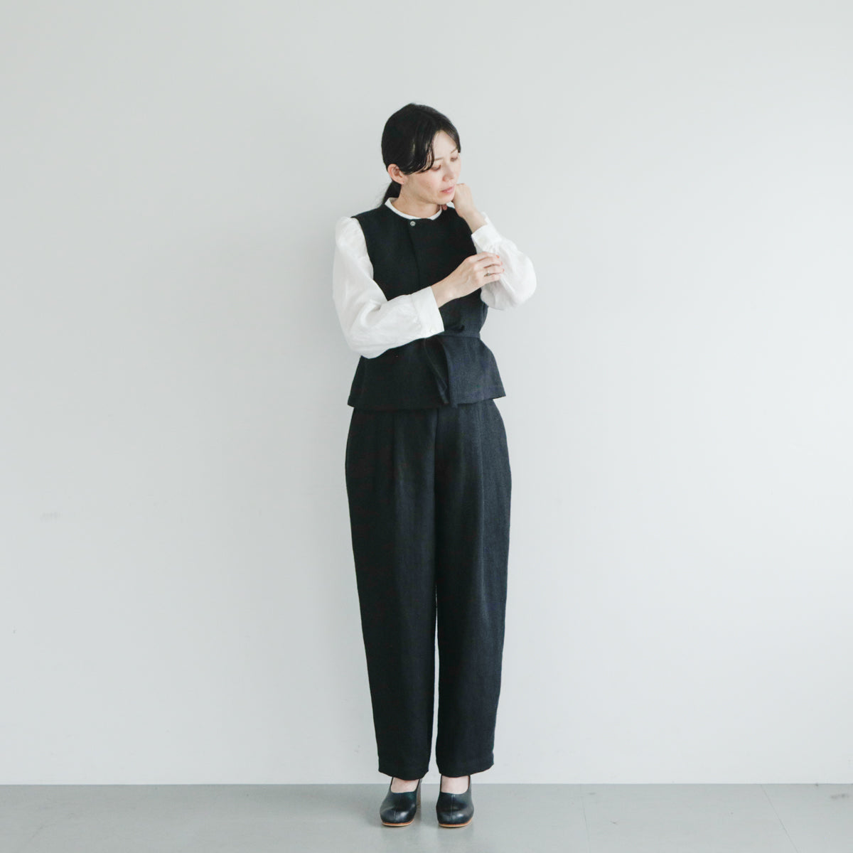 SALUÉ／【受注商品】エッグパンツC／ヘリンボーンリネン