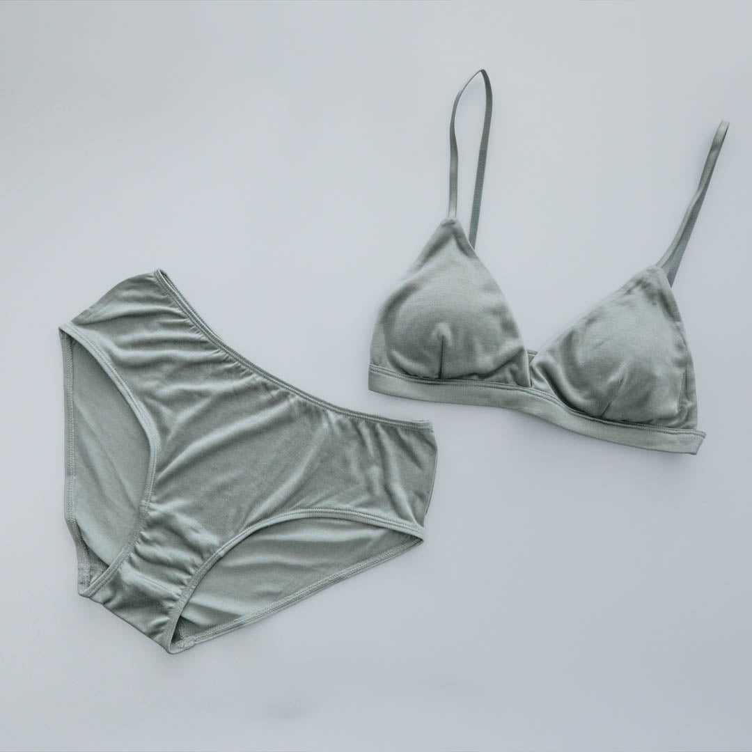 COCOONA SKINWEAR／ブラジャー（シーズンカラー／セージ）