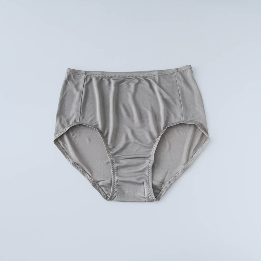 COCOONA SKINWEAR／マキシショーツ