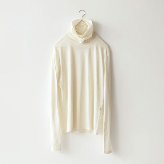 HÉRNI No.31 タートルネックロングスリーブ