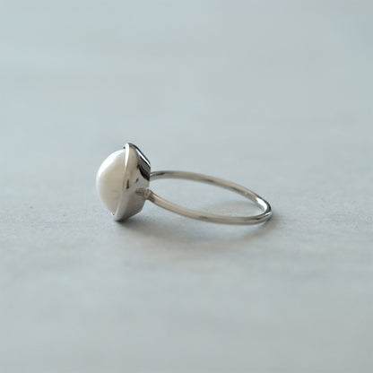 shuo'／Mabe Pearl Ring(プラチナ）
