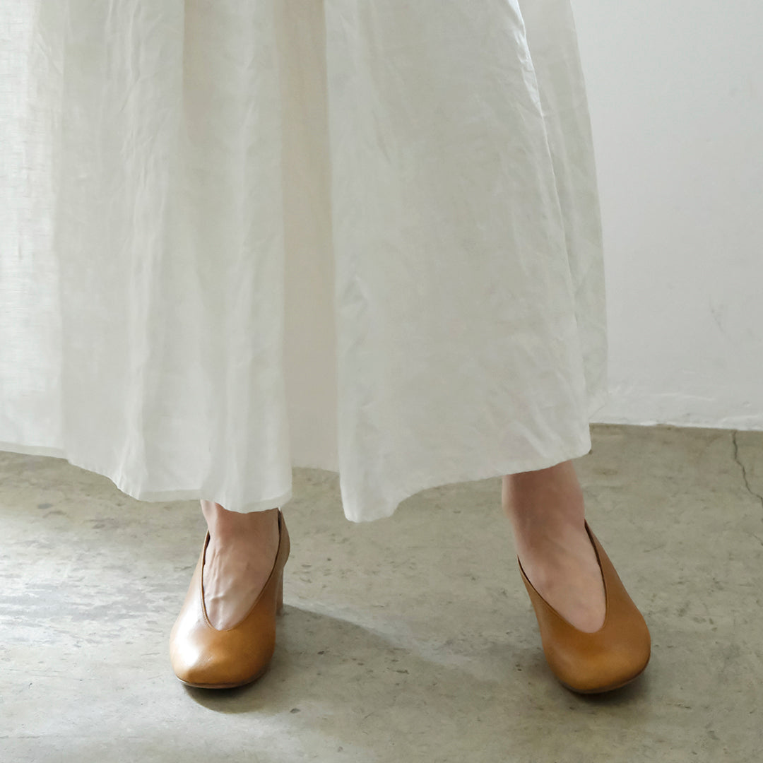 【受注商品】［AUTTAA］ Soft low cut pumps