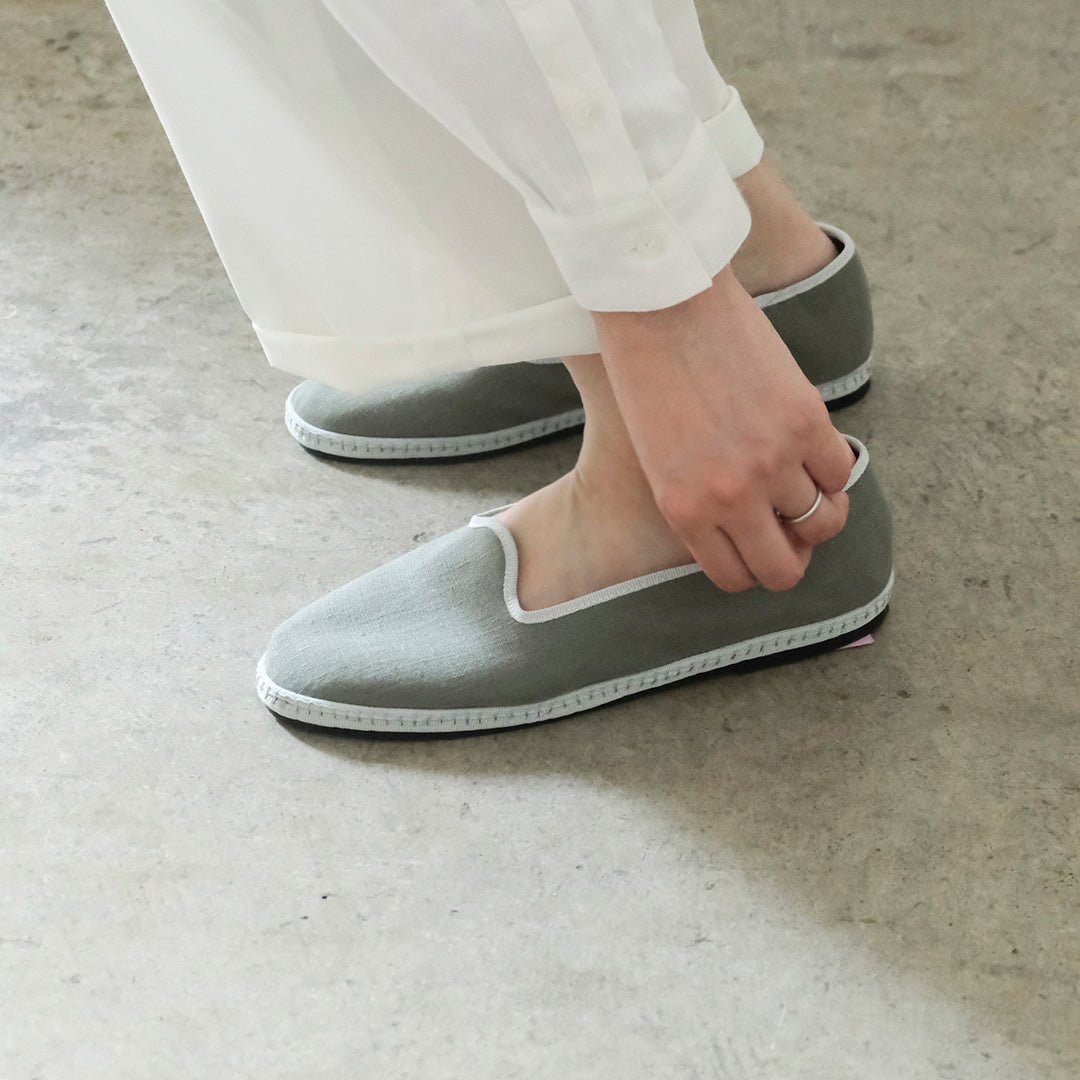 装い軽やか、リネンのハンドメイドシューズ – Envelope - エンベロープ