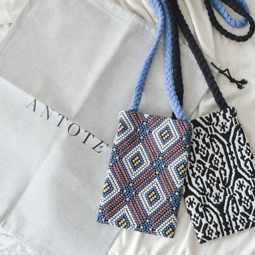 ［ANTOTE］BALAI PHONE POUCH