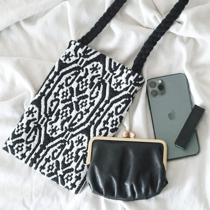 ［ANTOTE］BALAI PHONE POUCH