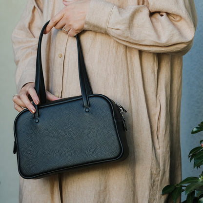 【受注商品】［STUDIO LA CAUSE］ロングハンドルボストンBG122 S（LH）EM