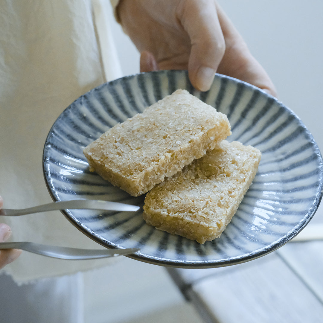 【生産者直送便】［まるざ発芽玄米研究所］まるざ古代餅天日塩（ミネラル）