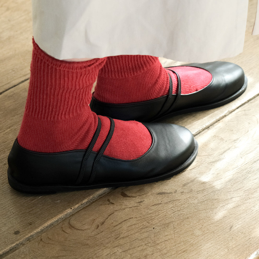 【受注商品】［AUTTAA］Flat oval pumps