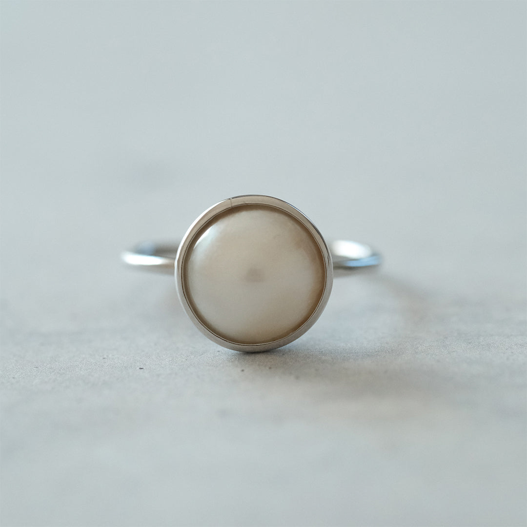 shuo'／Mabe Pearl Ring(プラチナ）