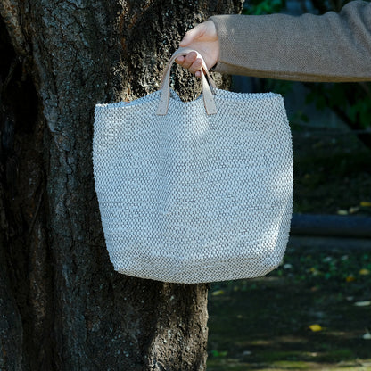 ［tatetoyoco］裂織りバッグ （経糸黒/ムジ）