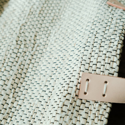 ［tatetoyoco］裂織りバッグ （経糸黒/ムジ）