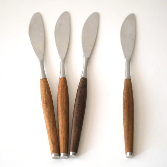 （写真左から）テーブルナイフA／B／C、ステーキナイフ