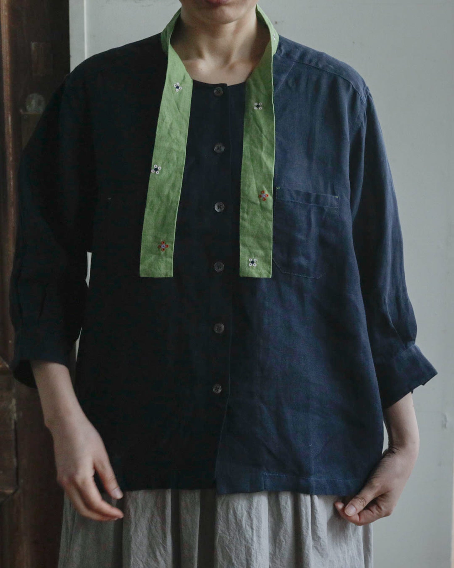 タイカラーは結ばずおろしても素敵