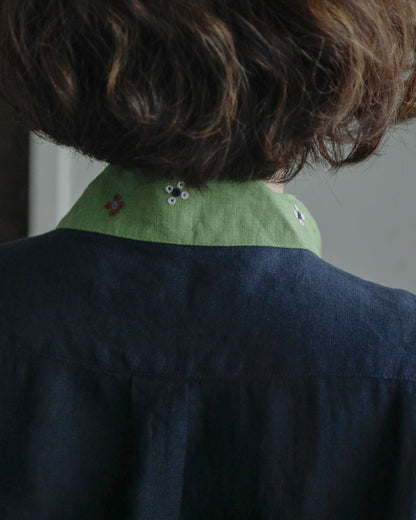 ENYO／TC26-2 タイカラーのブラウス ブルーマリン×アボカ