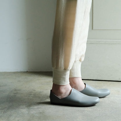 【受注商品】［AUTTAA］ルームシューズ２goat leather