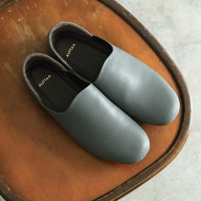 【受注商品】［AUTTAA］ルームシューズ２goat leather