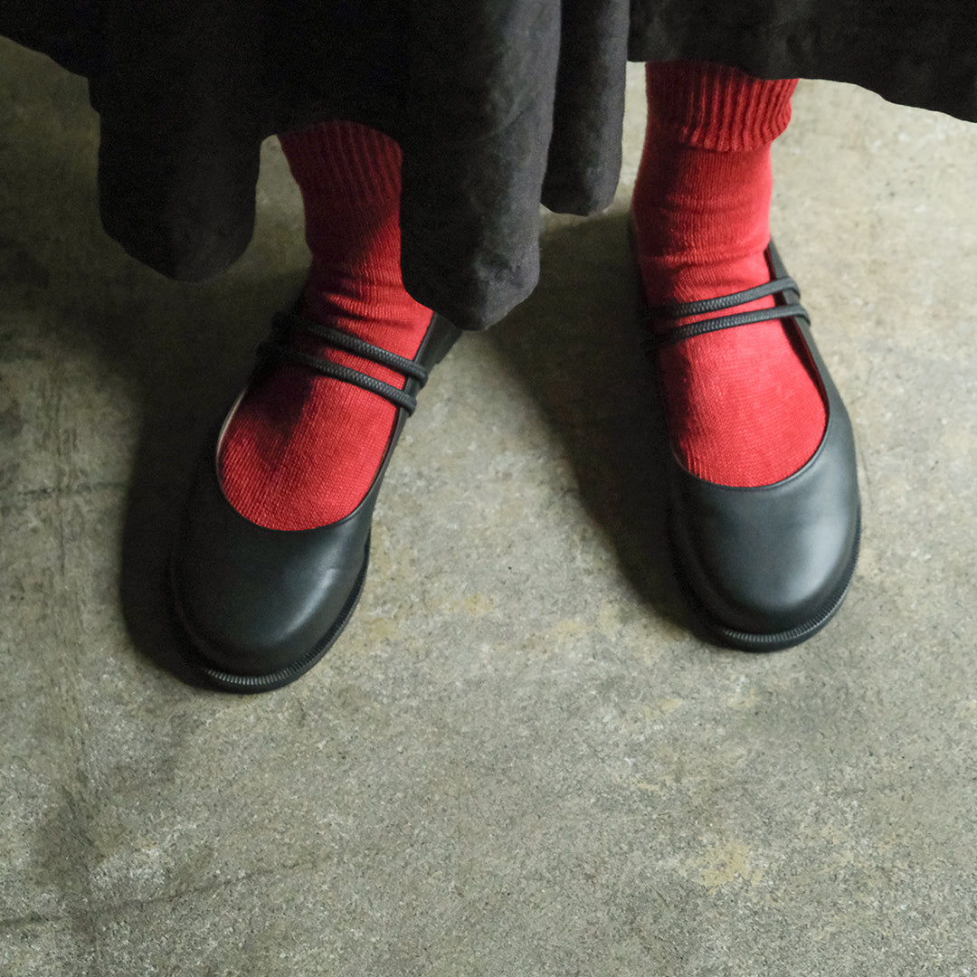 【受注商品】［AUTTAA］Flat oval pumps