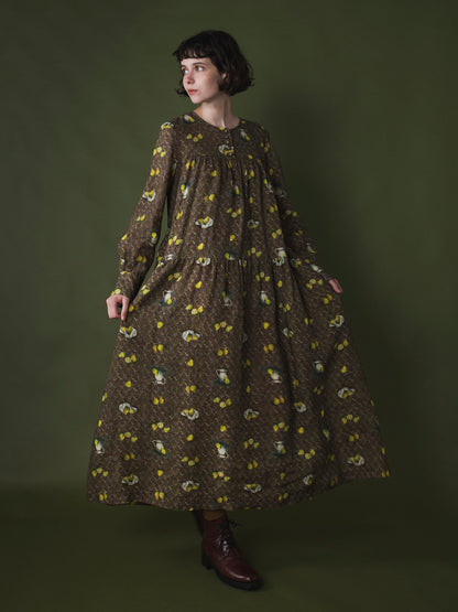 ▲2025AWカタログ掲載、レ・ポワール38着用（モデル身長172cm）