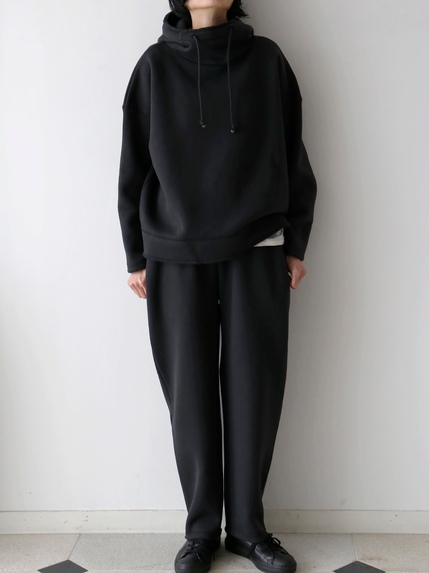 パンツ：ルーク（モデル身長166cm）