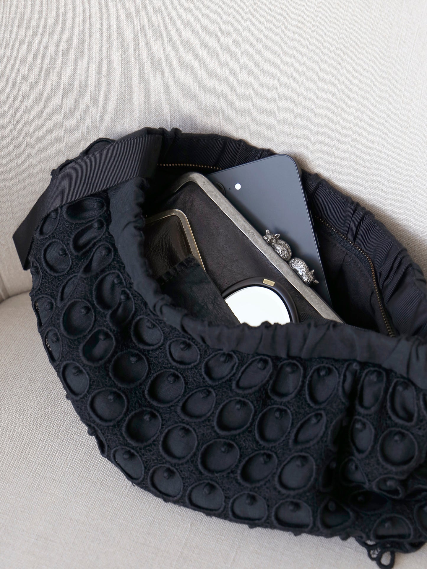 クラッチ・ウフ /  クラッチ・ノアール