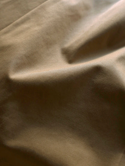 サンドベージュ