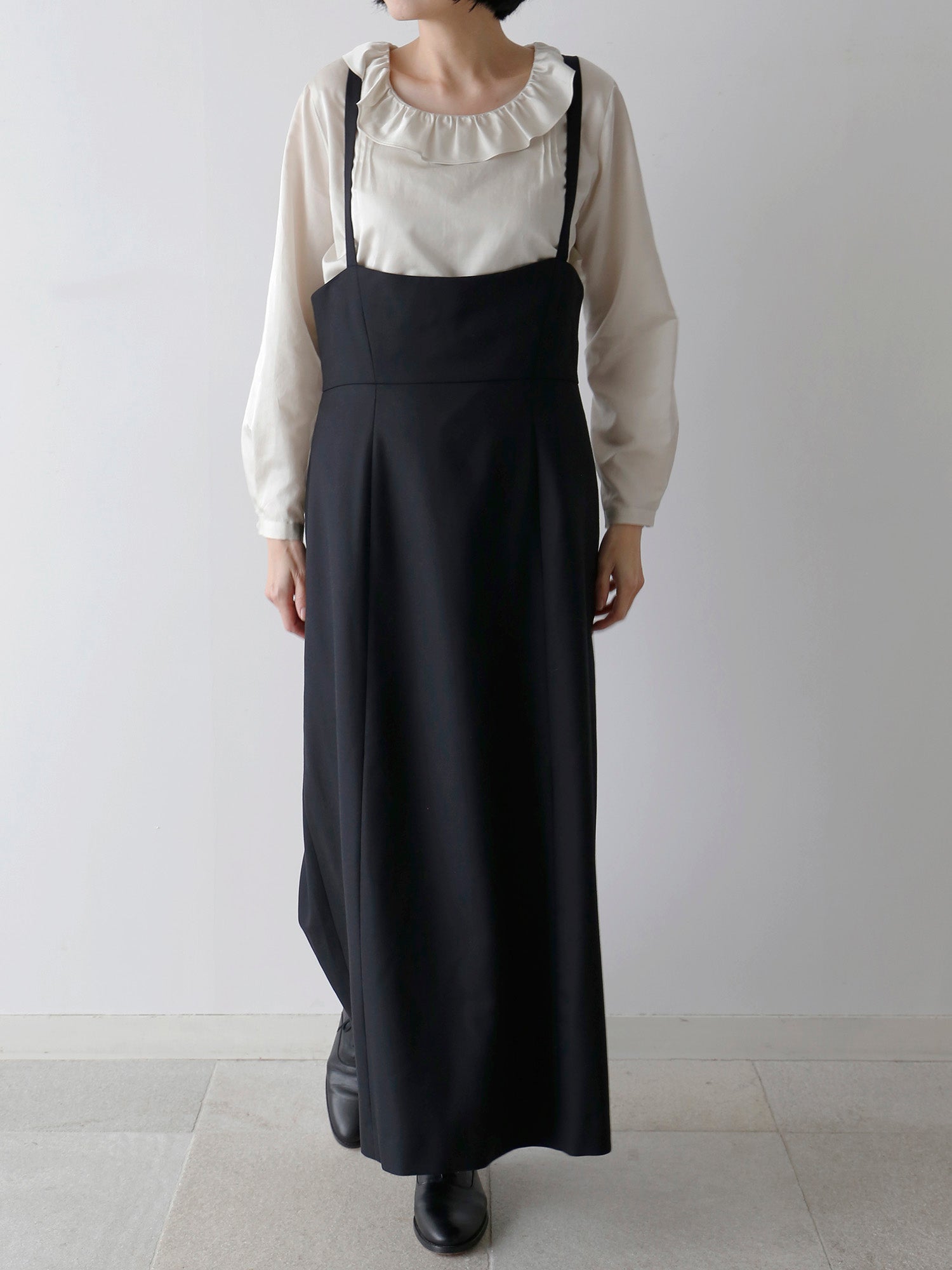 スカート：アリス（モデル身長166cm）